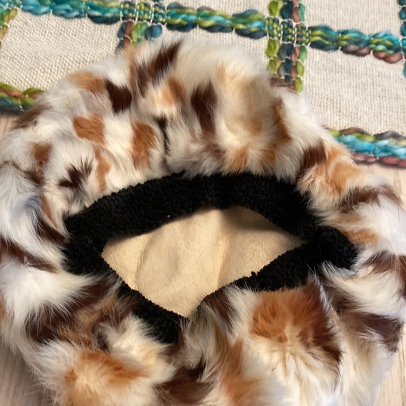 VINTAGE genuine rabbit fur hat. - Picture 3 of 7